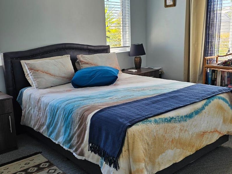 3 Bedroom Property for Sale in Somerset Forest Western Cape